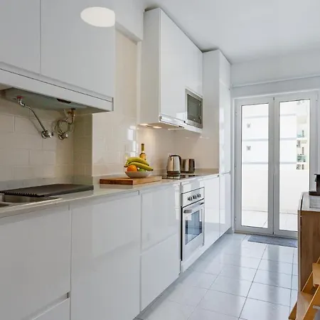 Bright 1bdr W/balcony By Lovelystay * Vila Real de Santo António