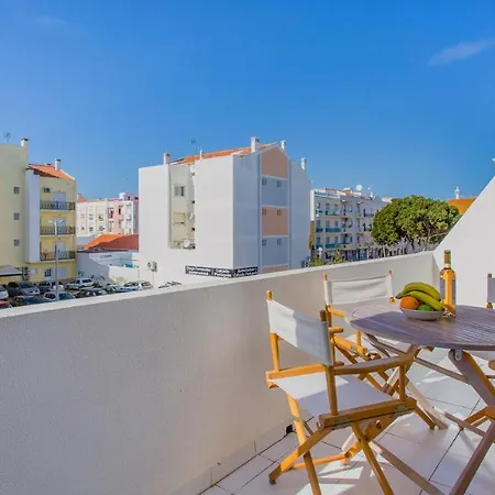 Bright 1bdr W/balcony By Lovelystay * ヴィラ・レアル・デ・サント・アントニオ